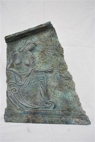 Pediment Bronze 42cm x 36cm x 8cm